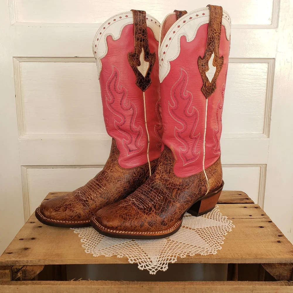 **SOLd*💗💫Ariat Vintage Cowgirl 🌸Barbie Pink🌸 Crossfire Caliente💫💗  8.5B - Picture 7 of 14